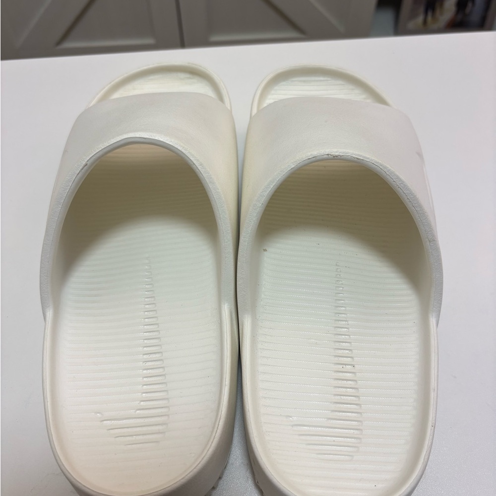 Nike White Men’s Slide Sandals worn twice.